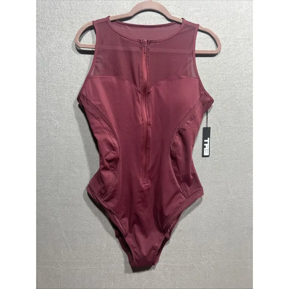 TA3 Surfy With Mesh Insert Dark Cherry Size 2X New - Picture 4 of 15